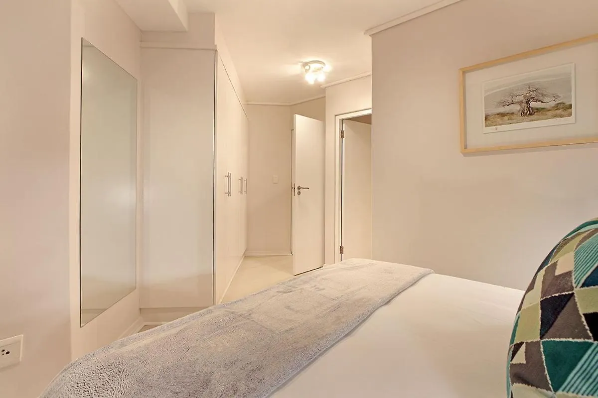 Lagoon Beach 202 By Hostagents Cape Town 0*,